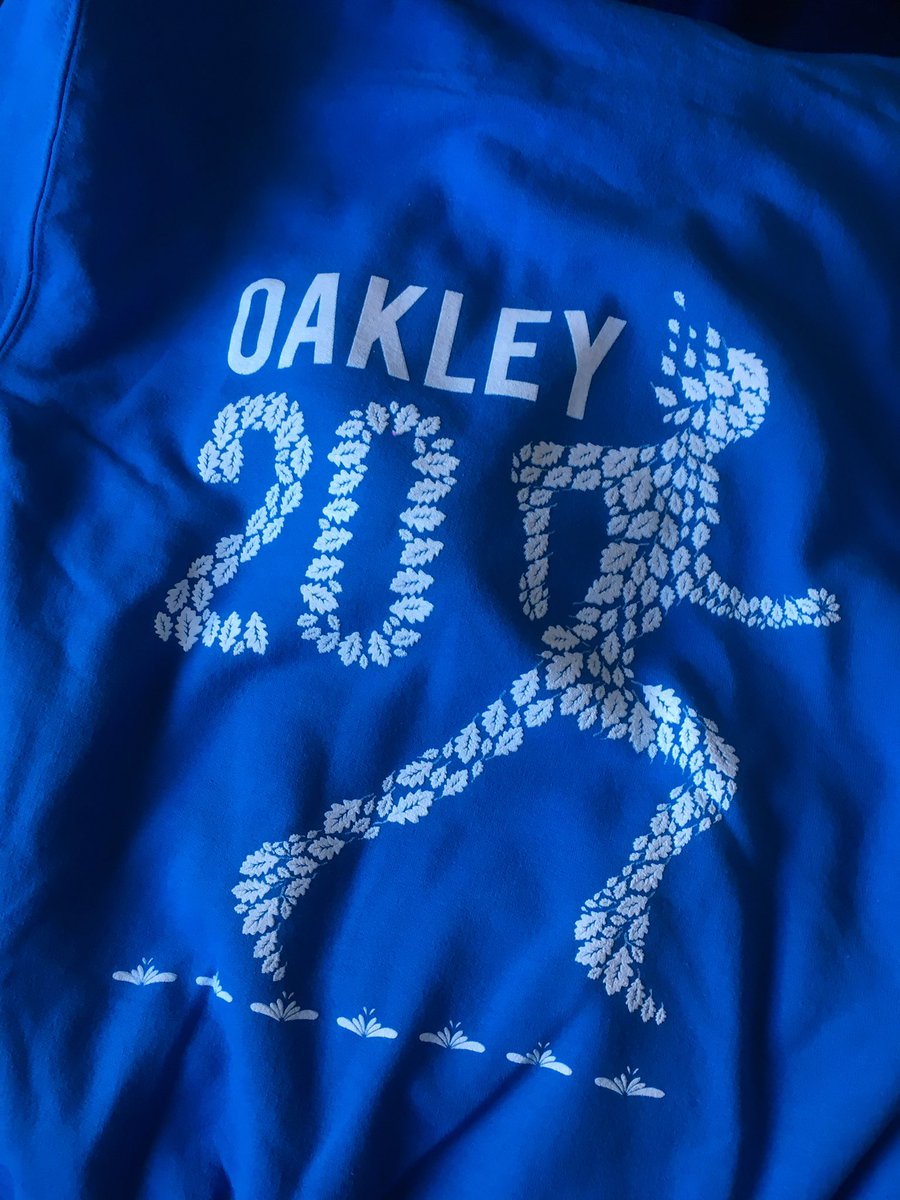 jo_v_76's tweet photo. #Oakley20 done - no medal but nice hoodie earnt. It was brutal with 1000ft elevation but feeling ready to take on #BrightonMarathon in 3 weeks for @MindCharity
If you can spare any pennies visit https://t.co/1G1FQ0ihqC ๐๐ป
#Running247 #runr #UKRunChat #TeamMind #NeedStrongbow https://t.co/JtkVp5QE8F