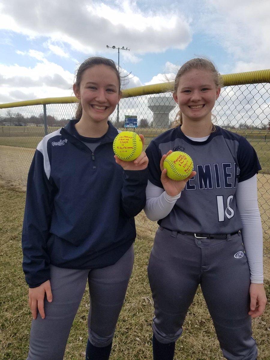 CoachAdkins2019's tweet image. Great job today Adkins girls! ⁦@CalissaAdkins⁩ with a 3-run bomb and ⁦@MakenaAdkins21⁩ with a 2-run bomb #dcgirls #bombsquad ⁦@dc_fastpitch⁩