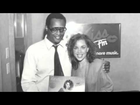 curtisstephen23's tweet photo. Some broadcasters are very well trained. Others are just born to do it, like #BobSlade. A seminal voice for New York radio with a flair for news, music and history. You could hear him read the phone book and you wouldn't be disappointed, whether on WRKS or WBLS  #RIPBobSlade 💋 https://t.co/40y8AbOu0O