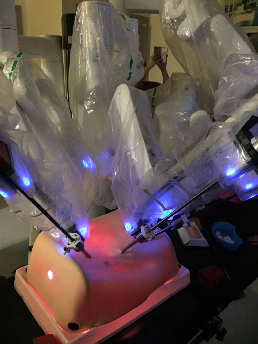 PColorectal's tweet photo. UK #Robotic #TtTcourse - DAY 1 the Framework of Technical Skills Training in #roboticsurgery - set, dialogue, closure @nader_nkfrancis @JimkhanMD @CRSelvasekar at @QAHospitalNews #VIMARS course endorsed by @ALSGBandI - developing the #RTTT for @ASiTofficial @Dukes_Club @YouESCP https://t.co/d4A4g9eJ8v