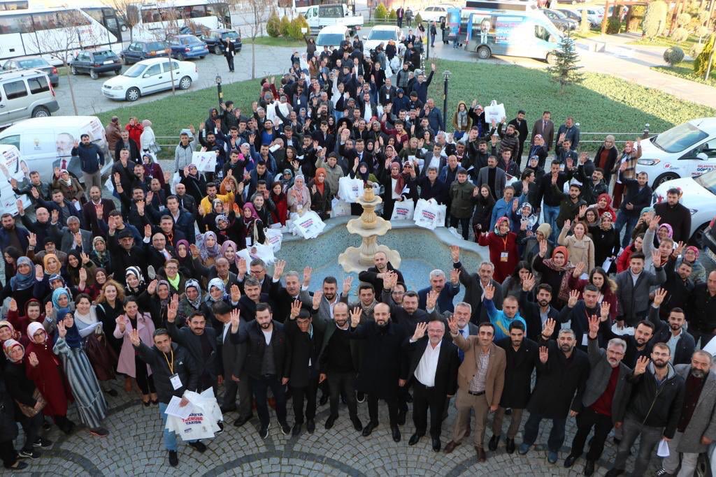 mehmetozhaseki's tweet photo. 31 Mart’a kadar girilmedik gönül, sıkılmadık el bırakmayacağız! #AkPartiAnkaraÇatKapı @hakanhanozcan @GGunduz06 @AkpartiAnkara https://t.co/DwPTgf8qJM