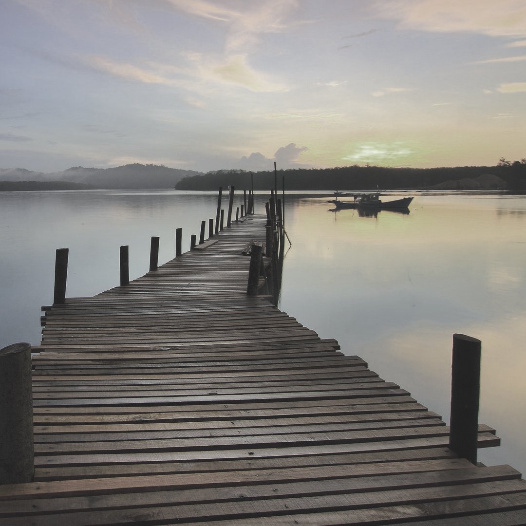 ILiveActivated's tweet image. Peace is the beauty of life. It is sunshine. It is the smile of a child, the love of a mother, the joy of a father, the togetherness of a family. It is the advancement of man, the victory of a just cause, the triumph of truth. 

- Menachem Begin

#peace #life #happiness