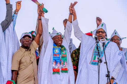 SaharaReporters's tweet photo. BREAKING: Over 1million Votes Not Enough For PDP As @GovUmarGanduje Wins Controversial Kano Gov Election | Sahara Reporters
The Kano governorship election is arguably one of the most controversial governorship elections, and unarguably the...READ MORE: https://t.co/cDlvX6Xc9i https://t.co/fA043kPWUt