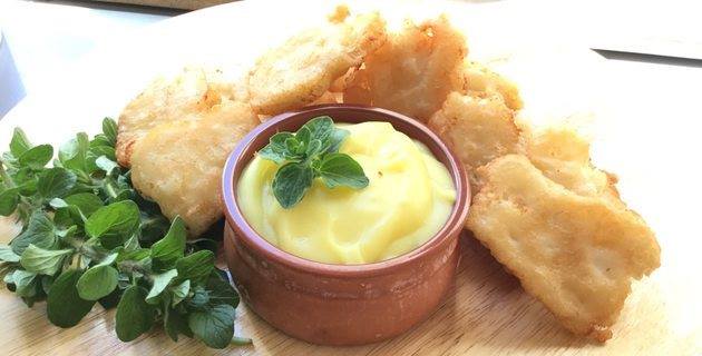 hellenic_corner's tweet photo. There can't be a #National #IndependenceDay, without a #traditional #dish! Salted #cod with #garlic dip! Click in the link ibelow and find the #recipe for tomorrow's family gathering! https://t.co/Qf5pCNQzN5
#25thMarch #greekindependenceday #helleniccorner #hellasabroad #Greece https://t.co/t9MfrlgnrP