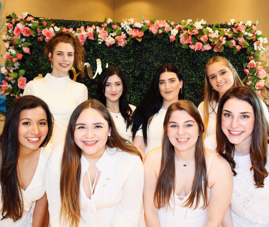 THETA CLASS // This weekend we had the privilege of initiating seven women into our chapter! Welcome to Beta Xi, sisters! 💚