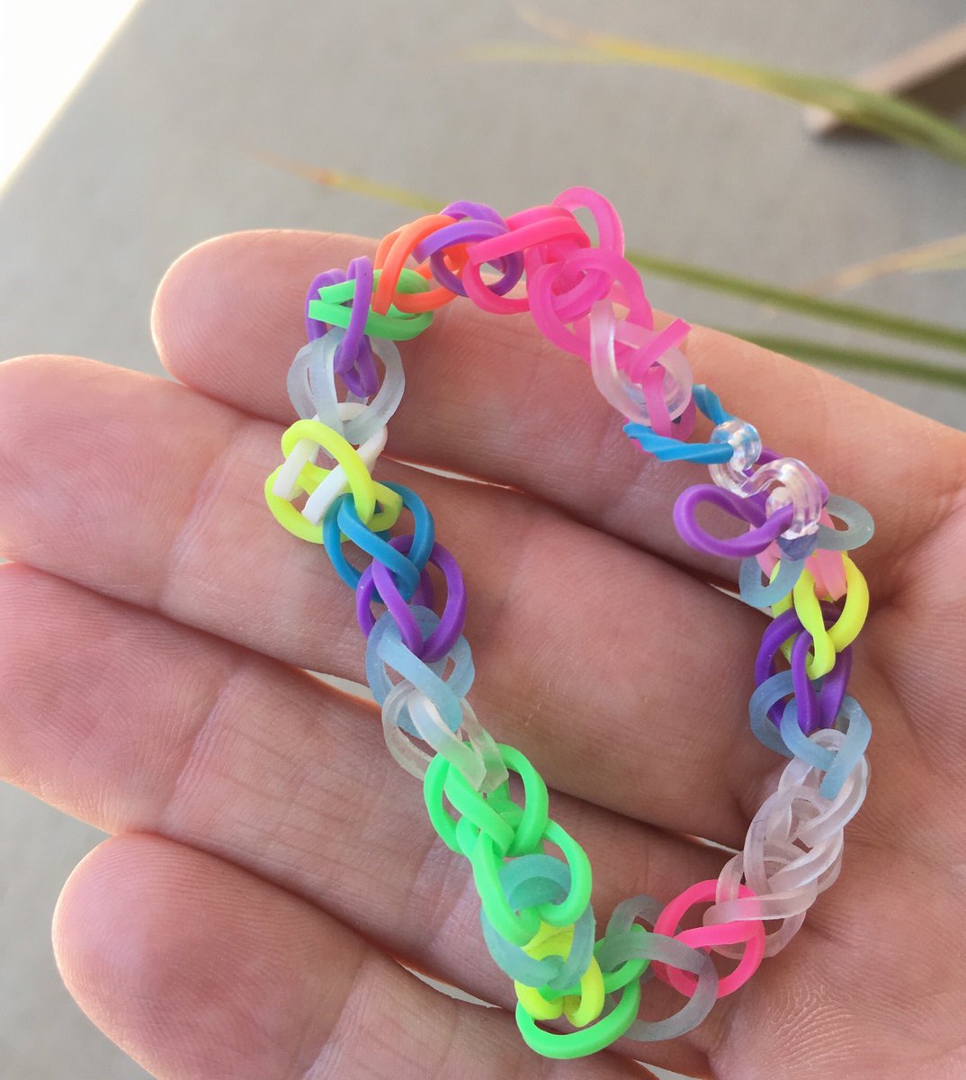 JuliainRaleigh's tweet photo. Was out on a run in the ‘hood. Some @JYJoyner 2nd graders yelled at me to stop. They had a stand where they were making bracelets. I told them I didn’t have any $. They said “They’re free! We just want to make people happy!” Mission accomplished kiddos. #goodlittlecitizens https://t.co/Xrgu875MBW