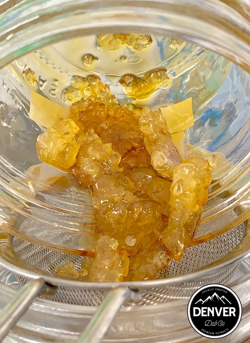 DenverDabCo's tweet photo. Thereβs nothing better than pouring #terps off #THC #Diamonds... #DenverDabCo #liveresin #terpdiamonds #freshfrozen #bho #extraction #extracts #cannabis #ColoradoCannabis #concentrates #ColoradoConcentrates #terps #terpsauce #wfayo #errl #dab #dabs #710society #fueledbythc https://t.co/VOgKhwFuMs