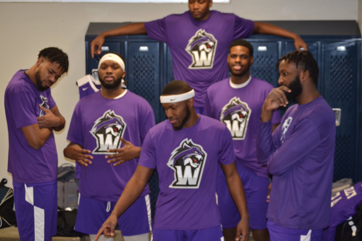 flamiefox's tweet photo. I lost brothers this year, and I asked the Lord to clear my loneliness.. he blessed me with 13 of them. I love y’all boys fa life. BLOOD SWEAT AND TEARS ‼️🏀🙏🏾
I thank y’all boys💪🏾
#DUBCNation #WCMBB #WhyNotWiley 

S/o to Coach Smith, &amp; Coach Horton‼️
Final Season Loading.. 😎 https://t.co/OeAlWRzZsD