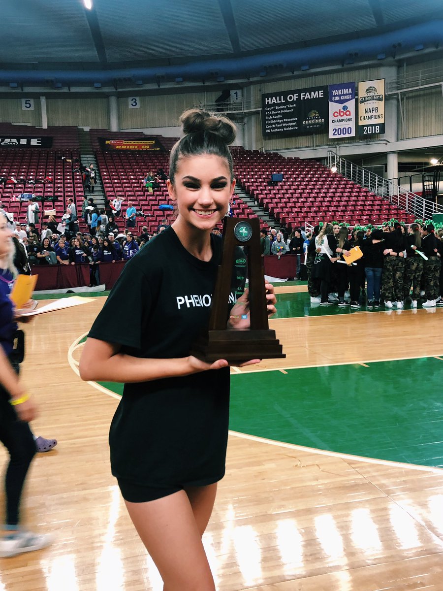 EnnaMehic's tweet photo. One of the best things to ever happen🤩 forever will cherish this moment💚💛 #2ndinthestate https://t.co/TN2q0hW7hm