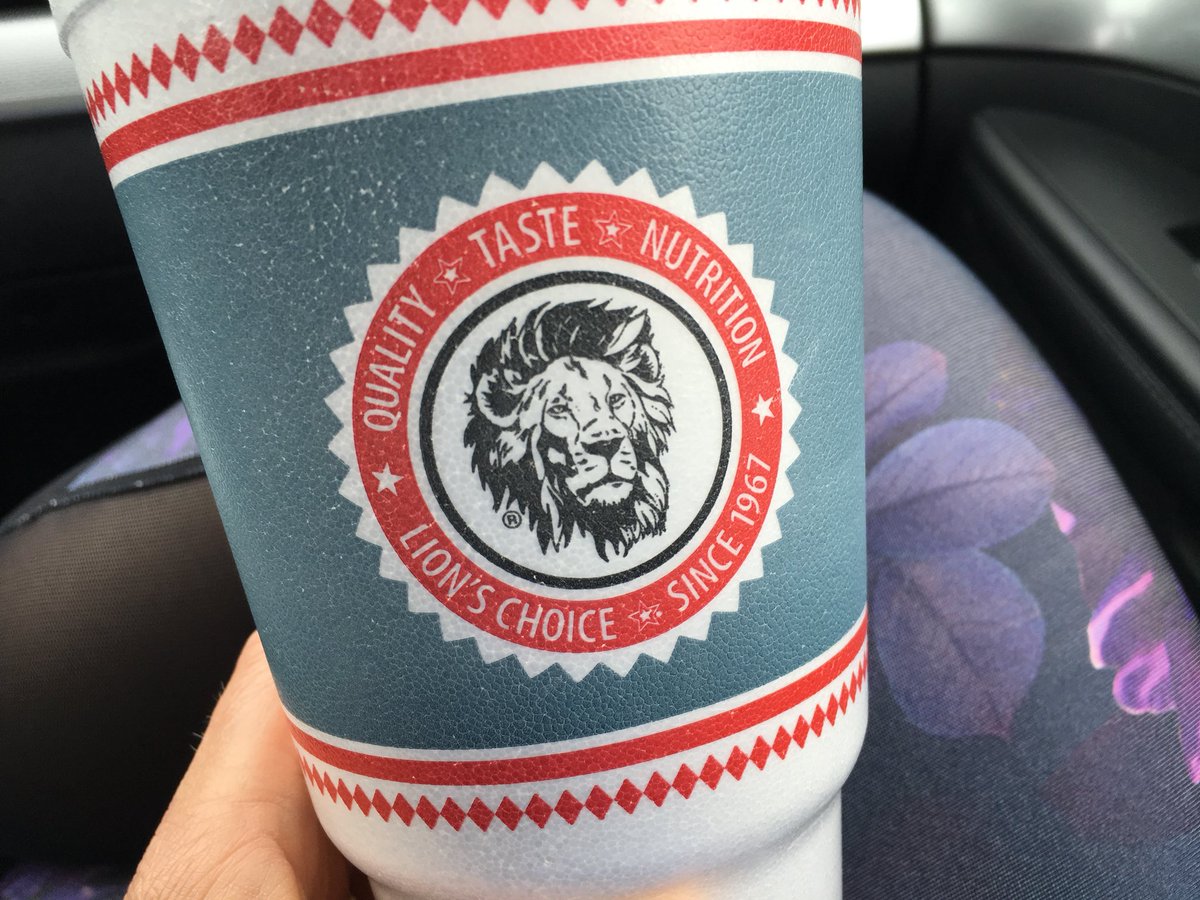MeganReuther's tweet image. Heading back from #SpringBreak2K19 with my favorite lunch @LionsChoice. Thanks for driving @Darandar80