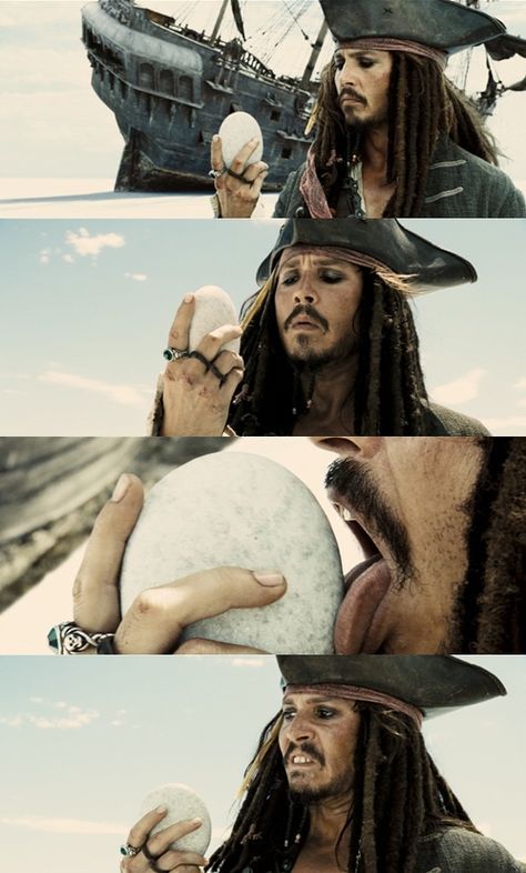 Christi86711081's tweet photo. I watched #PiratesOfTheCaribbean3 🤗 #AtWorldsEnd ☠ 📺 ❤
#JohnnyDepp as #JackSparrow ❤
#KeiraKnightley as #ElizabethSwann ❤
#OrlandoBloom as #WillTurner ❤
#GeoffreyRush as #HectorBarbossa ❤
#ChowYunFat as #SaoFeng ❤ https://t.co/KWtKlZ3z0p