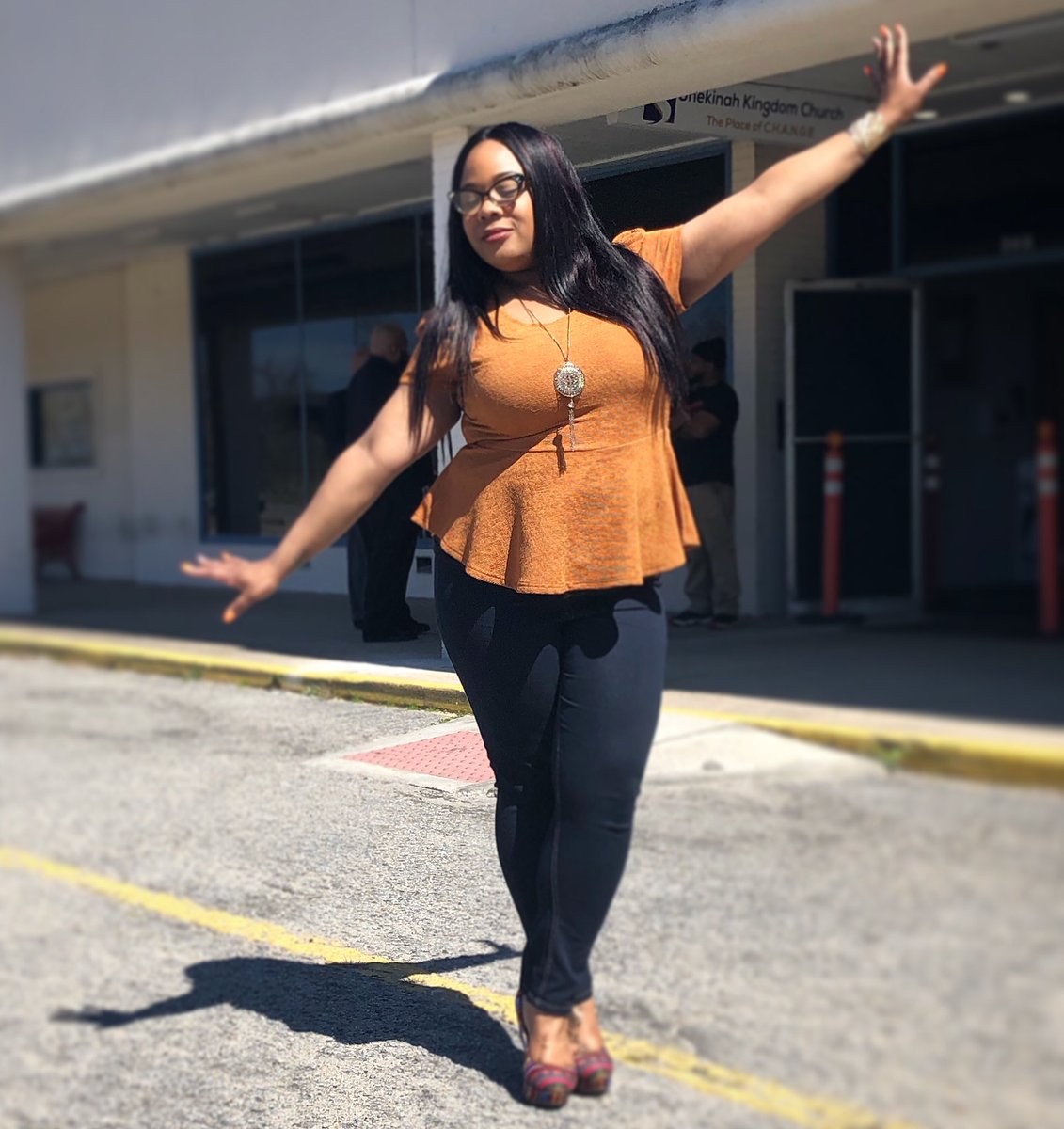 MsChrissyDiane's tweet image. “This isn’t a new season. This is a paradigm shift! I’LL NEVER BE THE SAME!” #icanMAKEit
#theoilisflowing
#SundayFunday
#Shekinah