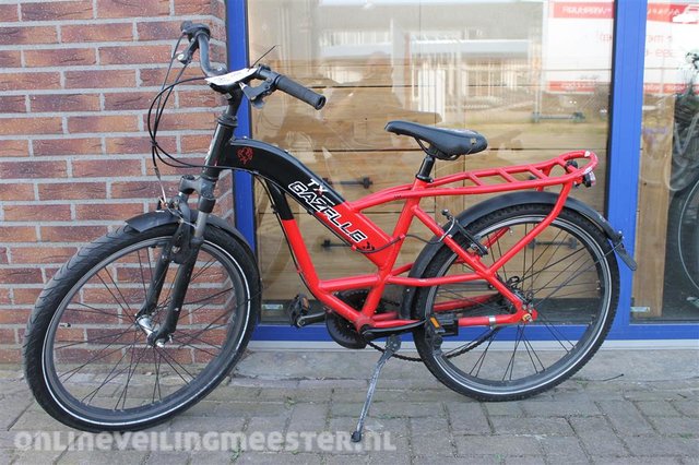 nietig Zilver Offer smallmaster on Twitter: "Heeft iemand fiets gezien, rood met zwart, merk  Gazelle tx, 24 inch wielen? Vannacht gestolen/meegenomen vanaf  Valeriusplein, Amsterdam. #kinderfiets #amsterdam #fiets #vermist #gazelle  #wemissenhem https://t.co/BU65PfTljR ...