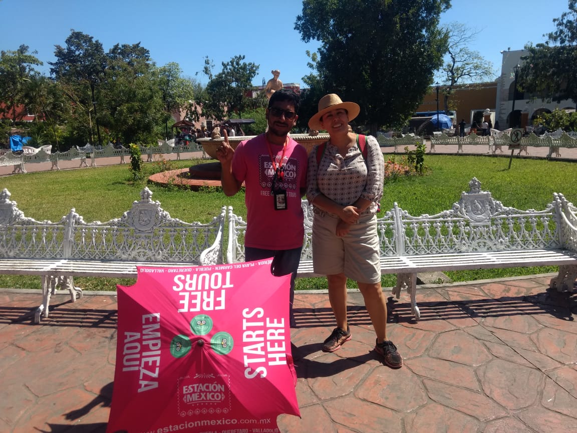 EstacionMexico's tweet photo. #Valladolid Pueblo Mágico se conoce con las #playerasrosas y @EstacionMexico https://t.co/dnUe1ax66X