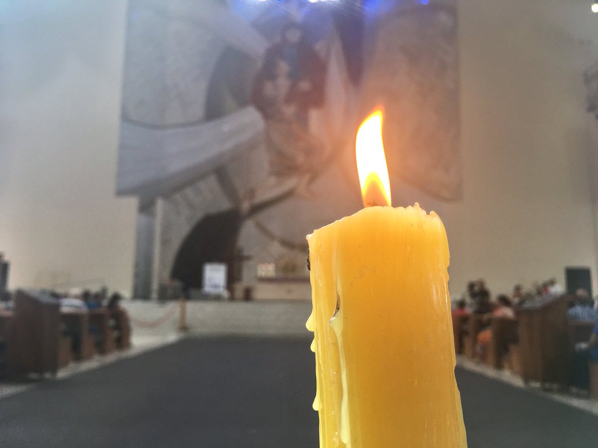 cancaonova's tweet photo. Acompanhe Santa Missa encerramento do Acampamento “Na Trilha da Cura” com a @bethania_peleo #encontronatrilhadacura #PeLeo #céu https://t.co/ZNoCWj4FPM
