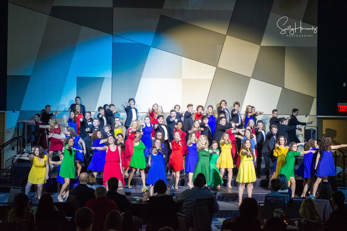 UKChoirs's tweet photo. Thanks to everyone who was someone in the crowd at Night on Broadway this weekend! We had a wonderful time sharing an evening of song with you in our beautiful new University of Kentucky Student Center! (📸: Sally Horowitz Photography) https://t.co/4ufv8WPAc5