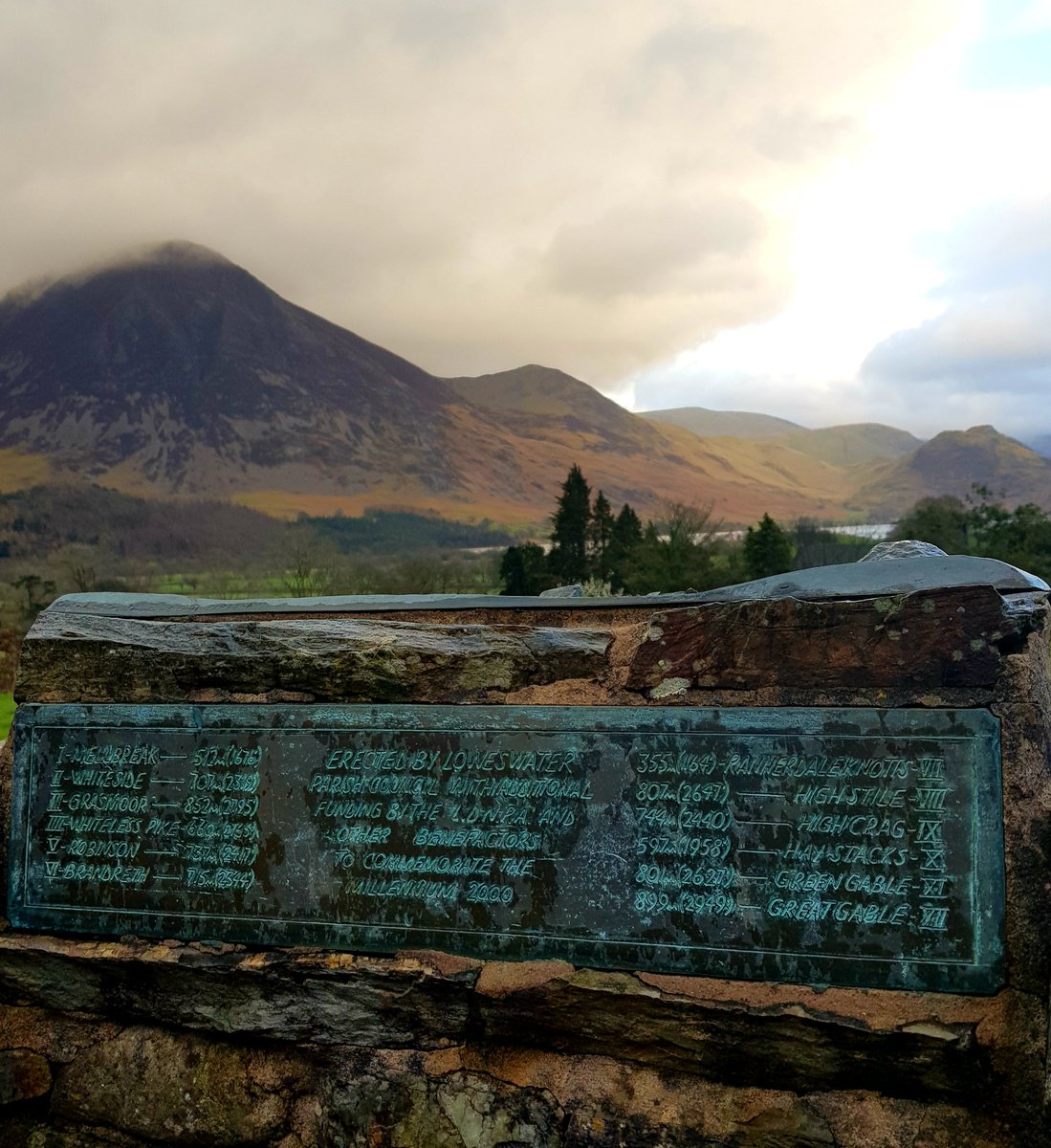 AlexSFairley's tweet photo. In stunning Loweswater with #PerilAtSea @UpTheRdTheatre thanks to @KirkgateArts and am being reminded why I'm moving to the mountains! Such stunning light, nature and beauty. https://t.co/hRhtsijCRn