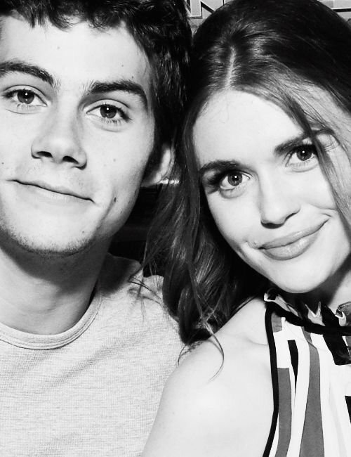 MiggysFirstBorn's tweet photo. I just saved this pic again for 8582965th time coz I love the way the light reflects in their eyes😍
#obroden https://t.co/6SDSTQuMLA
