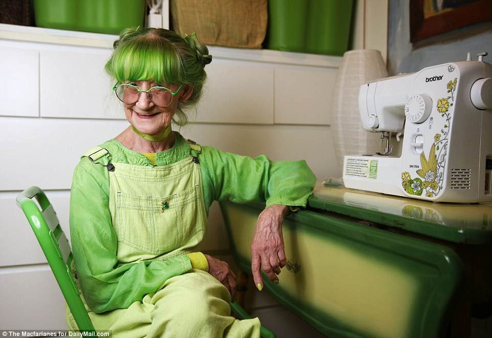 Here’s some #inspiration for @wdstck_academy #weargreen4cp day tomorrow. Photo Courtesy of <a href="/DailyMail/">Daily Mail</a>: Elizabeth Sweetheart, of Brooklyn NY.