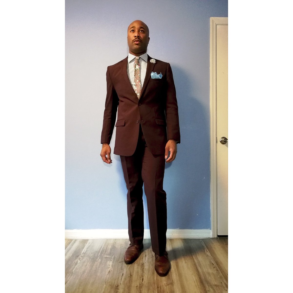 anOFFICIALstmnt's tweet photo. #OOTD is a #burgandy #suit with a #floral #tie, a #white and #blue #shirt and a pair of #monkstrap #shoes from shoeshow. #malefashionblog #mencouture https://t.co/LrtUvdNkJN