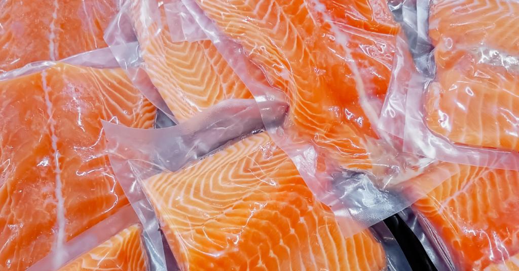 WebMD's tweet photo. An import alert that prevented genetically engineered salmon from entering the U.S. has been lifted by the FDA. https://t.co/aZLEMNCuHb https://t.co/io8uSyLo4e