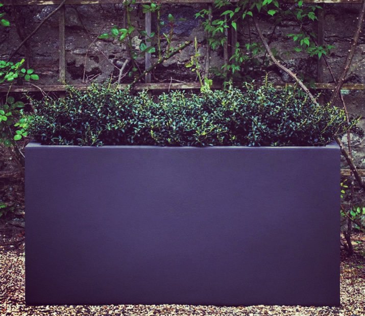 jjandcodecor's tweet photo. The materials these planters are made of replicates the look of lead, iron, concrete, terra-cotta and limestone but is up to eighty percent lighter than traditional materials. Even the large planting tubs can be moved effortlessly. 

JJ&amp;CO, 1325 Bear Mountain Parkway #VictoriaBC https://t.co/ct06ov4ZRa