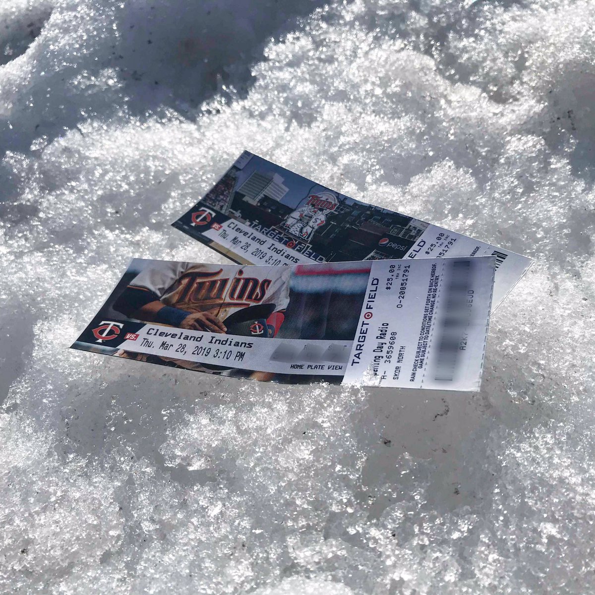 THE SNOW IS ALMOST GONE, AND BASEBALL IS ALMOST HERE!

RETWEET and FOLLOW for your chance to win a pair of #MNTwins Opening Day tickets!

⚾️⚾️⚾️⚾️⚾️⚾️⚾️⚾️⚾️⚾️⚾️