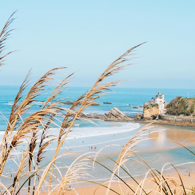 MilkWithMint's tweet image. Biarritz sous un temps dégeu😜🌊☀️J’espère que vous avez passé un bon week-end?
#biarritz #cotedesbasques #beachlife #villabelza #jhabitelaoutuparsenvacances ift.tt/2U245YE