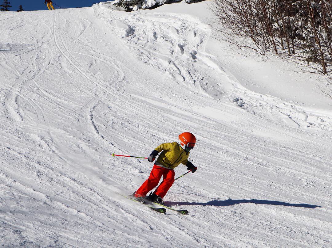 bretton_woods's tweet image. Conditions are peaking at the end of March after a 21” storm. Unreal week of skiing ahead! #dayatthewoods #notspringyet #winterwonderland