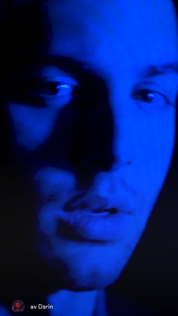 SofiaB87's tweet image. On repeat 🎶😍 @DarinOfficial #hög #awesomesong @SpotifySweden