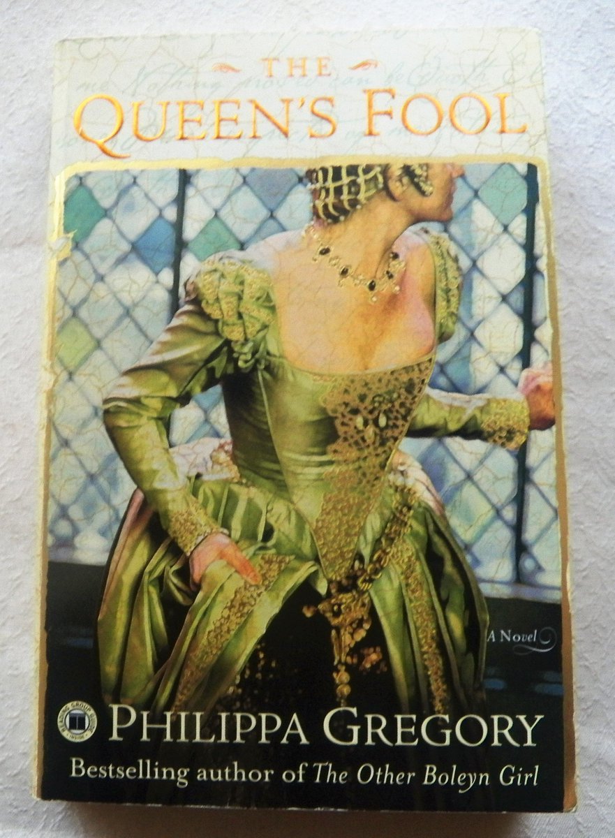 BookResquePlus's tweet photo. The Queen's Fool by Philippa Gregory 2004 PB #novels #books #bookstores #usedbooks #BookResque #BookResquePlus https://t.co/G2TGyXSfEm https://t.co/BFCIE6AQIR