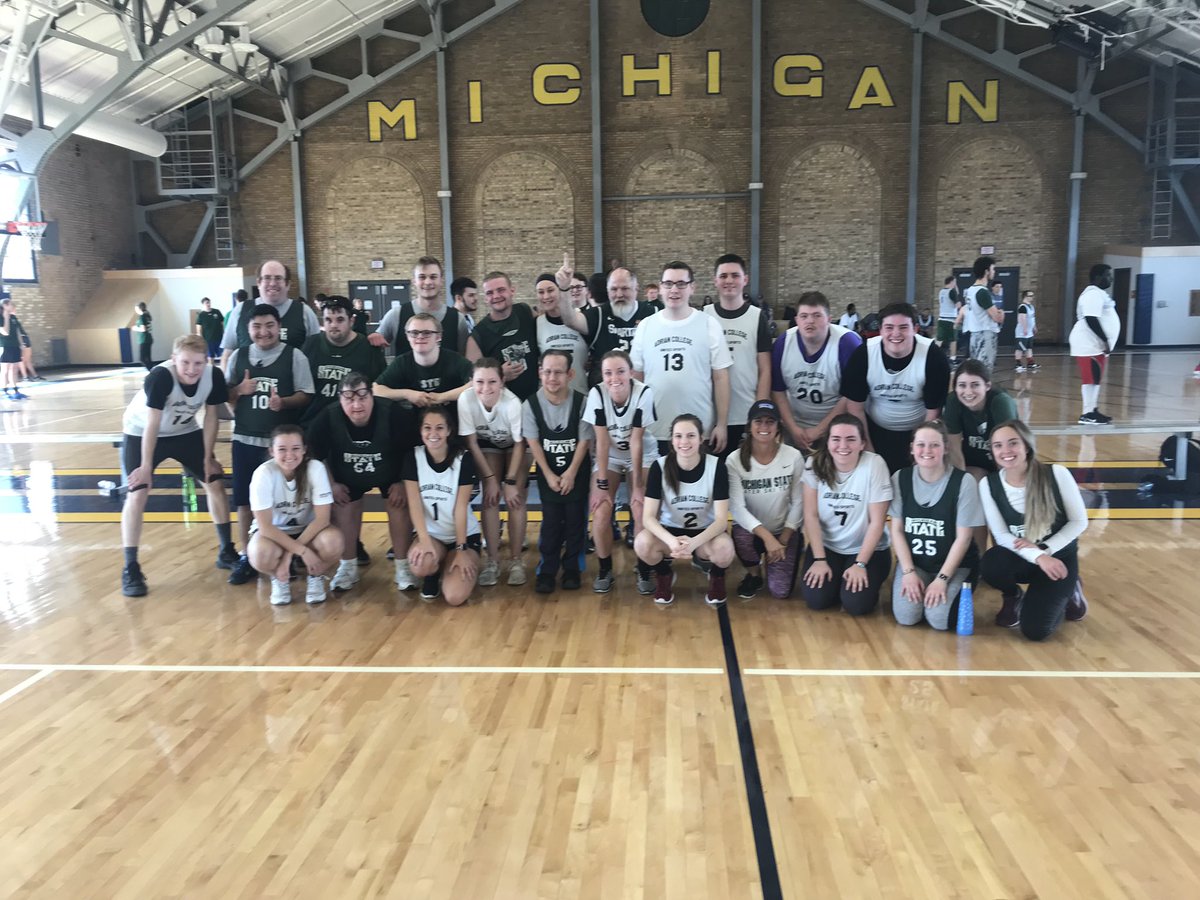 ACSOCUS's tweet photo. Today our SO program traveled to U of M for the Unified Basketball Tournament! It was a great experience for us and we couldn’t thank the Men’s Basketball team at Adrian College enough for teaching us the skills to be able to accomplish what we did today! #GDTBAB https://t.co/0T3CiT7WFh