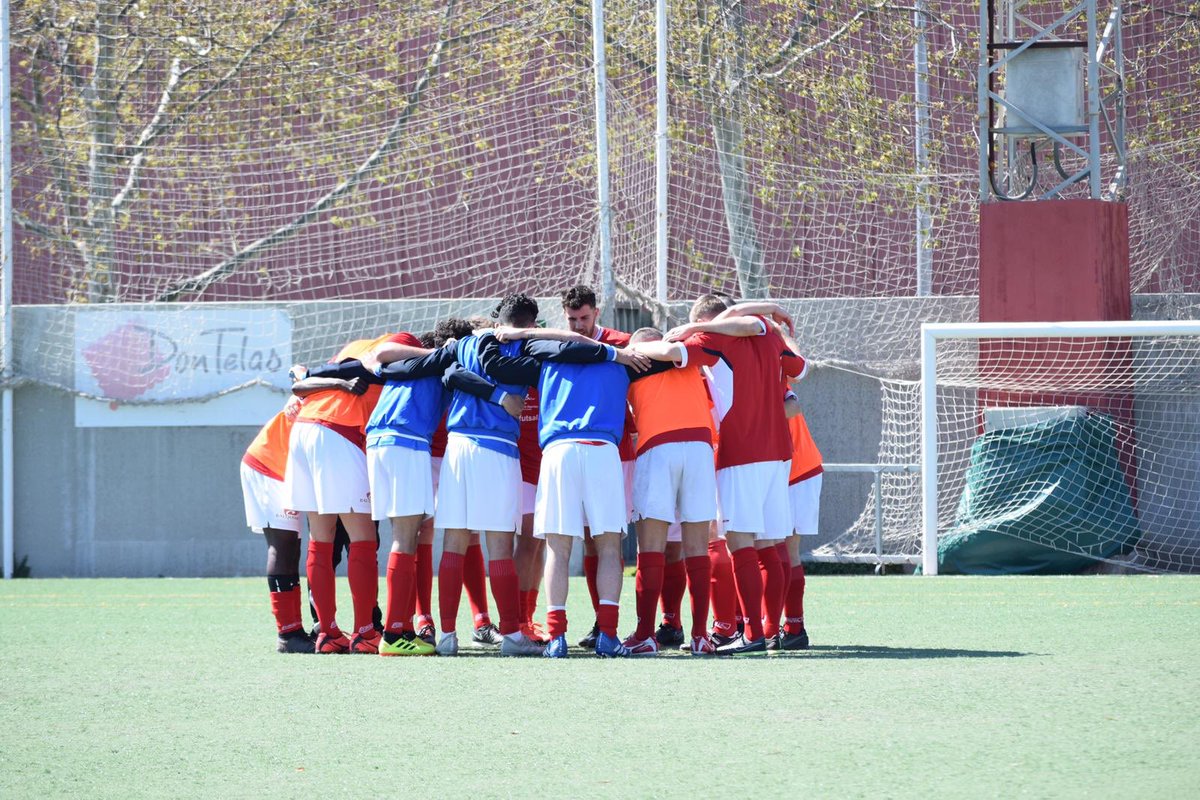 Bon punt davant un gran equip, pot pareixer poc a sa situació q esteim, però avui hem tornat a esser s’equip q reconec i q dona tot el que te...esper sigui un punt d’inflexió...diumenge el podem fer bo! 🔴⚪️<a href="/CD_SonCladera/">CD Son Cladera</a>