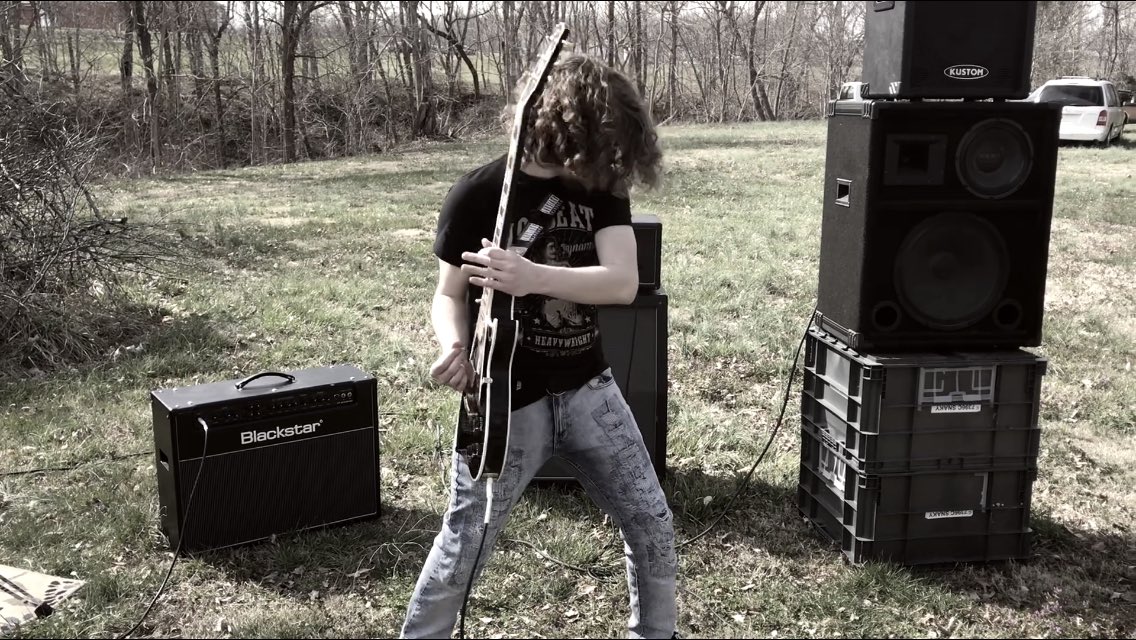 nova_sons's tweet photo. New Music Video? 🎥🤔🎸🥁🔥 #musicvideo #rockduo #rocknroll #guitar #drums #lespaul #royalblood #whitestripes #blackkeys #newmusicvideo #kentucky #gibson #lespaul #blackstar #pearl #comingsoon https://t.co/HwogvmhVBu