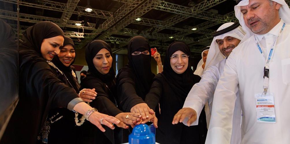 lusailnews's tweet photo. وزيرة الصحة تعلن عن إطلاق أول منتدى حول تجارب المرضى
#MEforum2019
#قطر
https://t.co/dn0UctDYKV https://t.co/EwEDHRYU8M