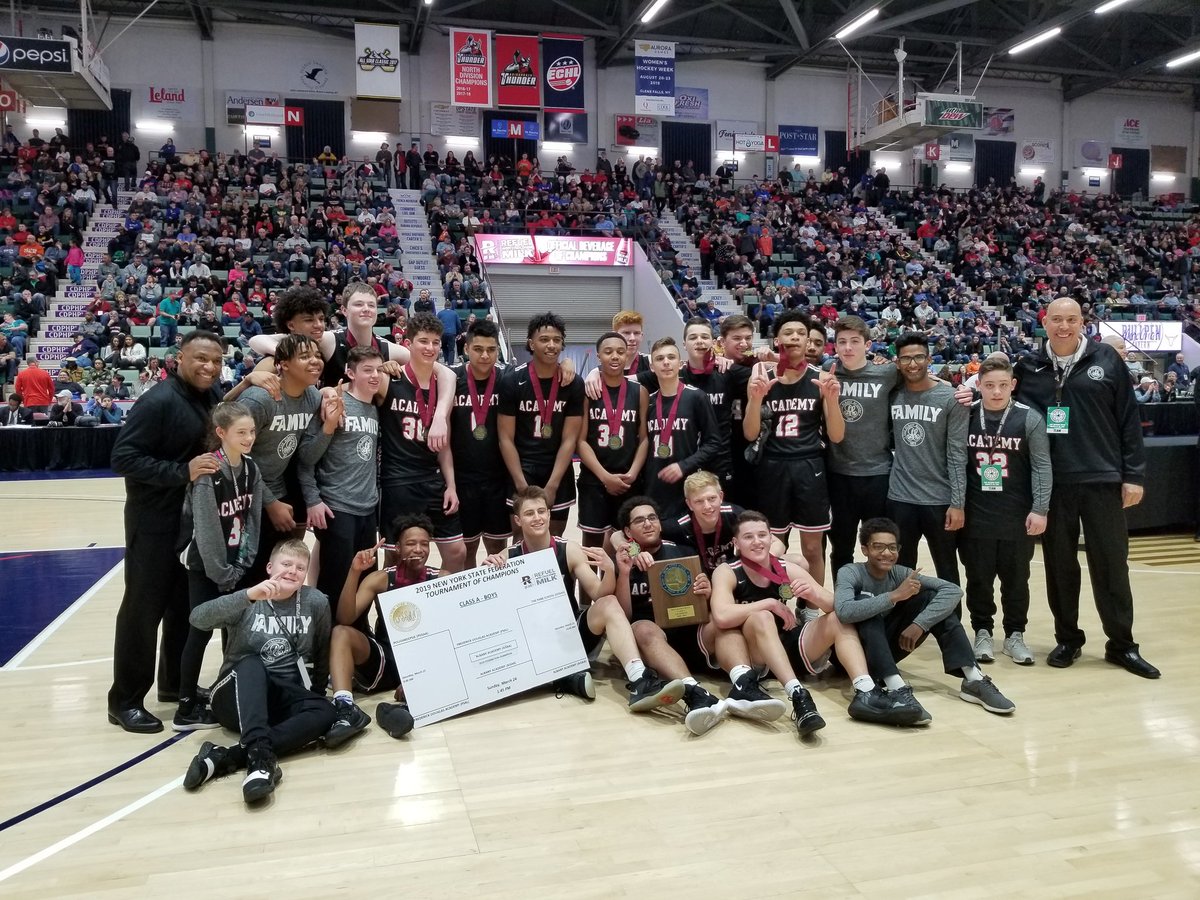 Academy__One's tweet photo. 2019 Champs! https://t.co/vdTgi82PjD