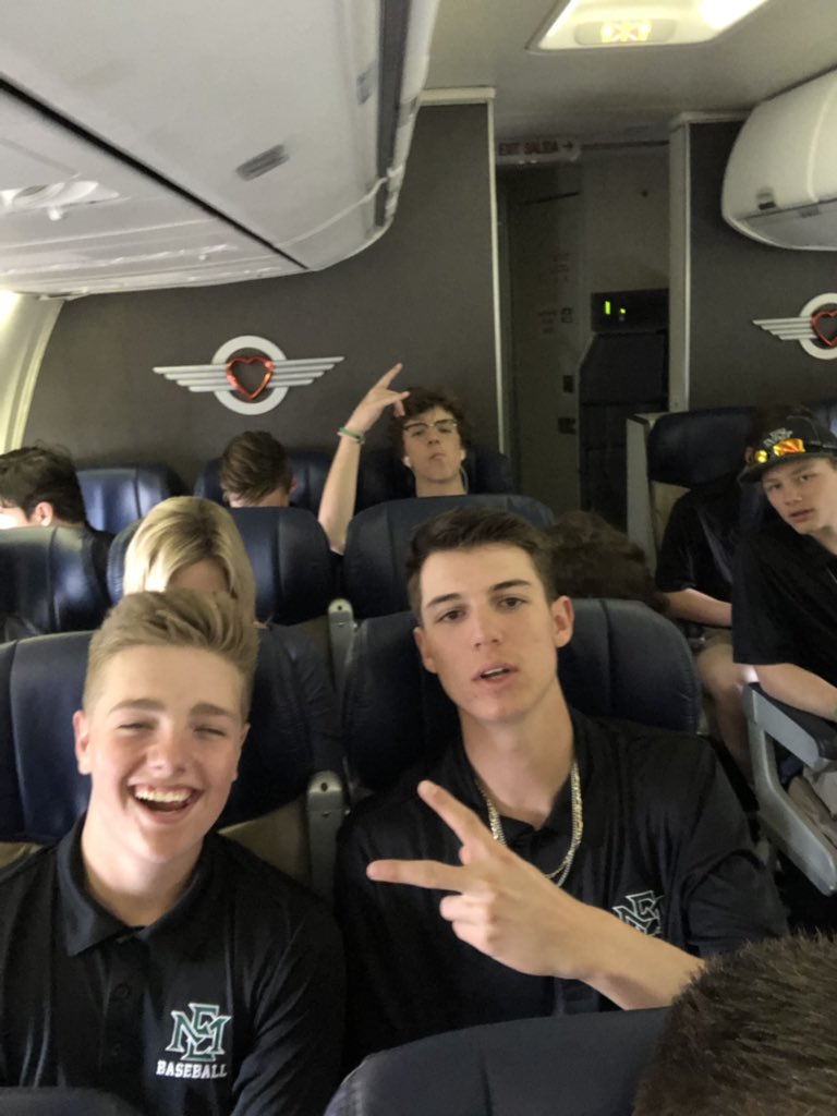 EagleHSbaseball's tweet photo. Off to Scottsdale! #mustangPride #PrideClassic https://t.co/JDZeda8NrB