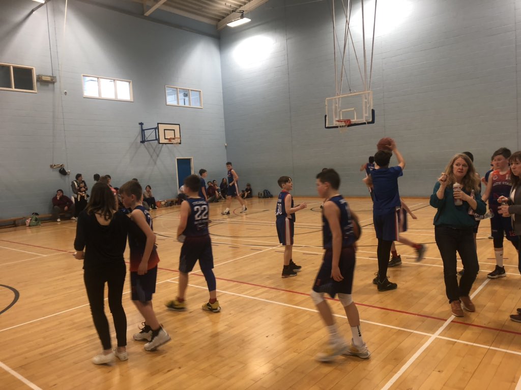 Central Hoops tweet media