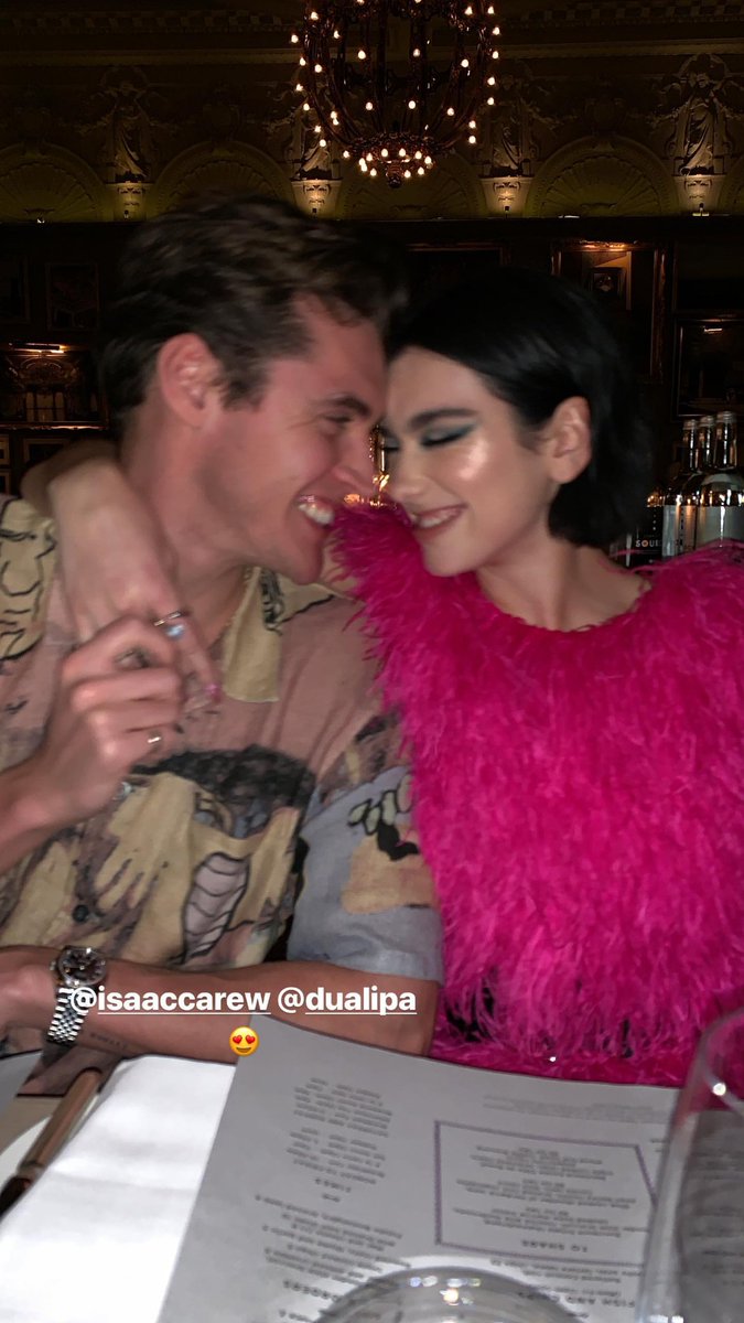 DUALIPAFAM's tweet photo. Dua lipa vía rosieviva stories https://t.co/pp88EVx8Yj