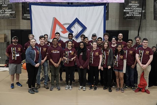 Congrats to Team  #frc1100 on being the Autonomous Award sponsored by Ford! #omgrobots #WeAreNE