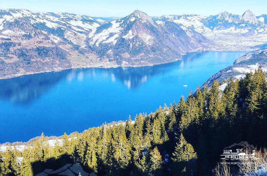 MSRollingHome's tweet photo. 80er Party Ausflug auf der #MsRollingHome auf dem #Vierwaldstättersee bei #Tellskapelle
Buche jetzt dein Event auf der MS Rolling Home zb für Deinen #Firmenanlass #Ehrentag #Partyevent https://t.co/EFadYiPGY6