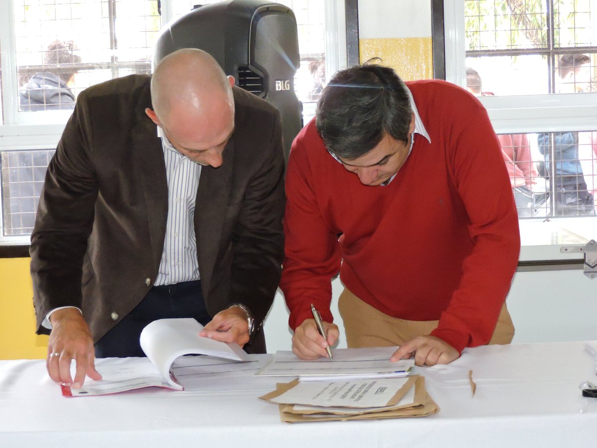 Los vecinos de Barrio Esperanza de Colonia Juliá y Echarren tendrán mejor calidad de vida, con gas en sus viviendas, gracias a la extensión de red que proyectamos junto al Gobierno Provincial