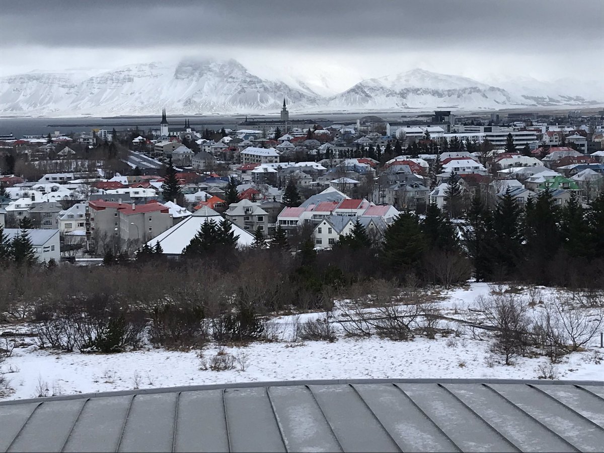 khemphillips's tweet photo. Incredible first day in Iceland. Still on the agenda: an attempt to view the aurora borealis. #waycoolscience #ghsrocks https://t.co/Y3KFK1jhgh
