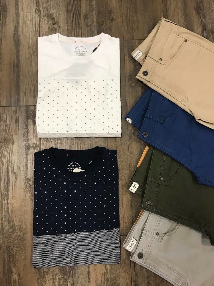 jimsclothes's tweet photo. Little bit of pattern goes a long way👌🏻
.
.
Jack &amp; Jones tees and shorts working together to make casual magic✨
.
.
.
.
#shoplocal #portalberni #jimsclothesclost #courtenay #campbellriver #downtowncourtenay #downtownpg #princegeorge #menswear #jackandjones https://t.co/3SPFDqF8t3