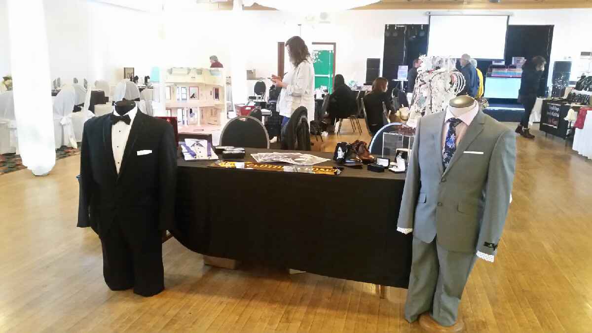 jimsclothes's tweet photo. #portalberni Find us at the Wedding Show TODAY from 11-7 at the Italian Hall✨
https://t.co/5SJhTBNYaZ https://t.co/R8aT1XNN7q