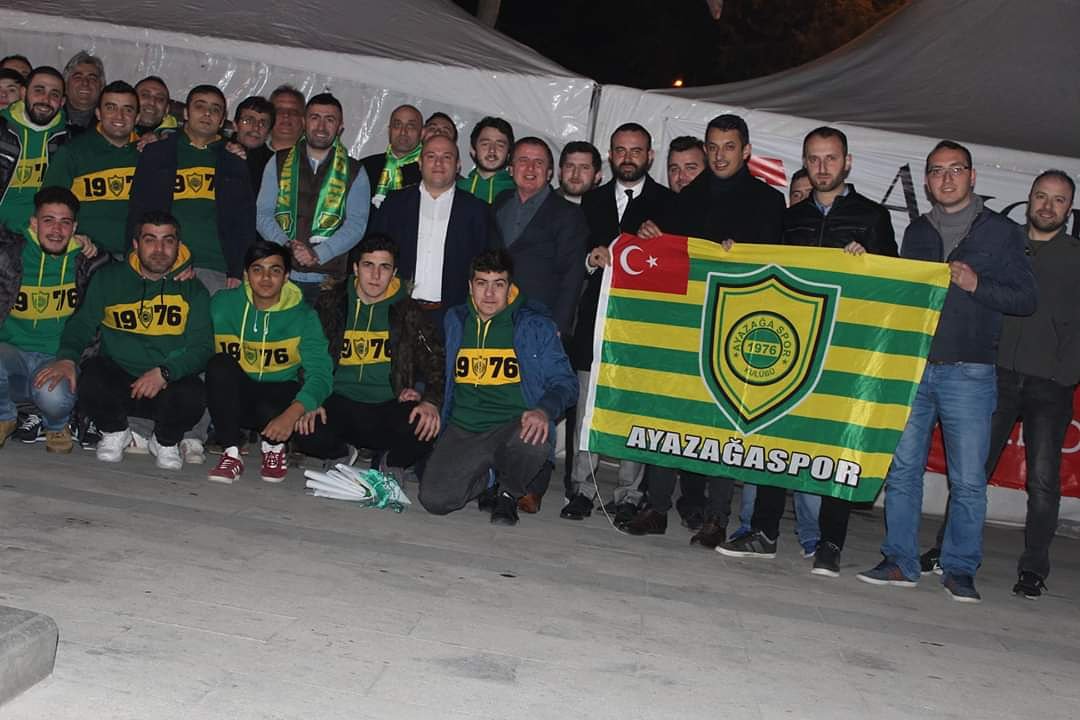 Akgenc_ayazaga's tweet photo. Ak Parti Ayazağa Gençlik Kolları Olarak Her Daim Ayazağaspor Taraftarlar Derneğinin Yanındayız ve Yanında Olacağız ...
#akgencayazaga
#ayazagasportaraftardernegi https://t.co/ybKXVupF00