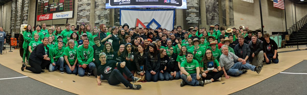 Congrats to our Finalists, #frc173, #frc133, #frc5112, and #frc2713! #omgrobots #WeAreNE