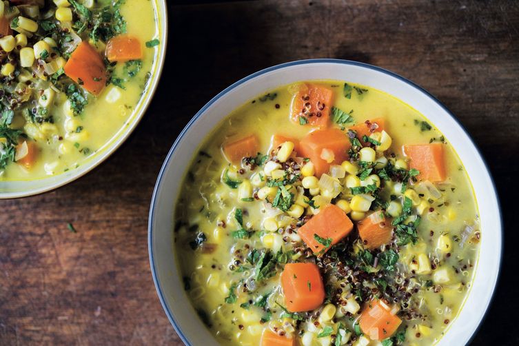 It's never bad to have some quick soup recipes on hand. Here's one that spicy and perfect for a cold night. #cornchowder #spicysoup #souprecipe ow.ly/Q3xn30o50I2