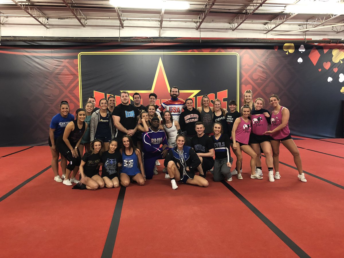 FHBlackJacks's tweet image. Throwback practice tonight!