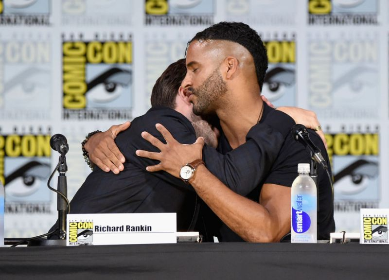 Okiemom50's tweet photo. @RRankinFans 🧔🏾♥️🧔🏻 Yes!! 🥰😍😜 #DailyRRSwoon More, please.............
#Outlander #AmericanGods #RikRicky 🔥🔥 #Godlander 😋 https://t.co/dKMjDFbDwV